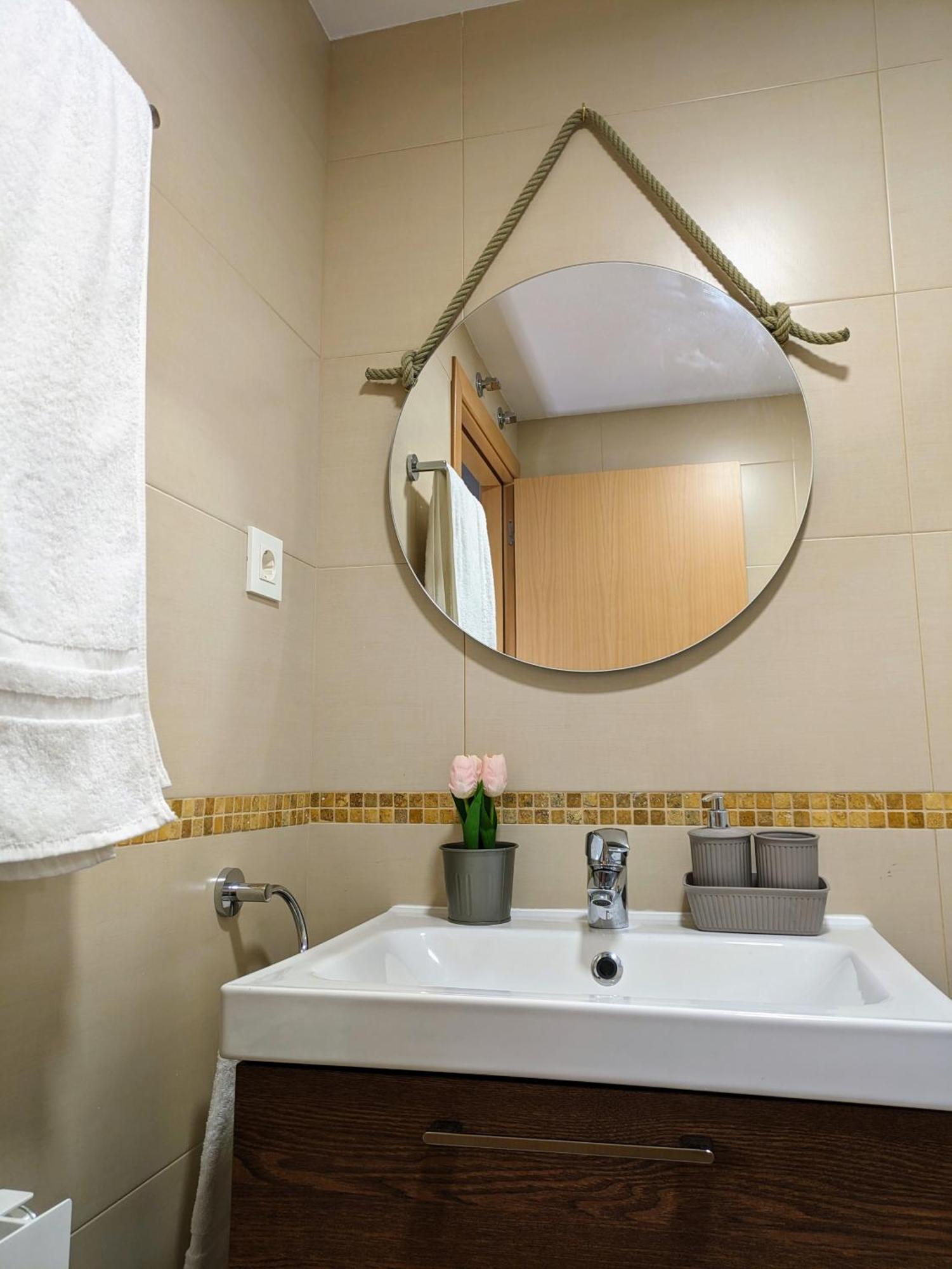 Apartamento La Casa De La Montana Escarrilla Exterior foto